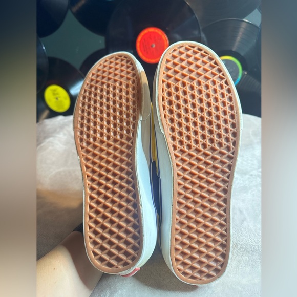 Vans Custom Design Shoes - Picture 4 of 6